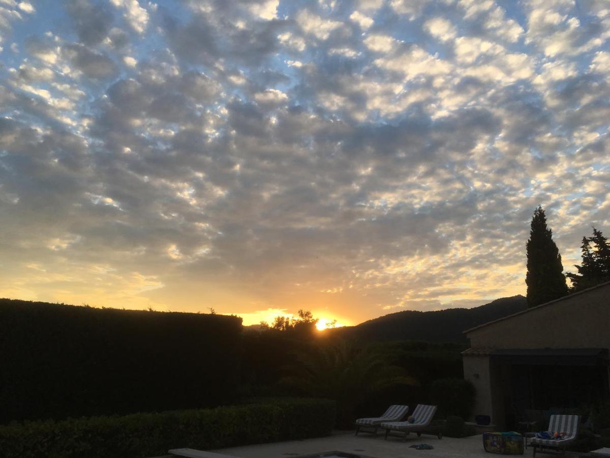 Lovely "Provence" Villa With Sea View, Private Heated Pool, Airco And Beautiful Garden Grimaud Exterior photo
