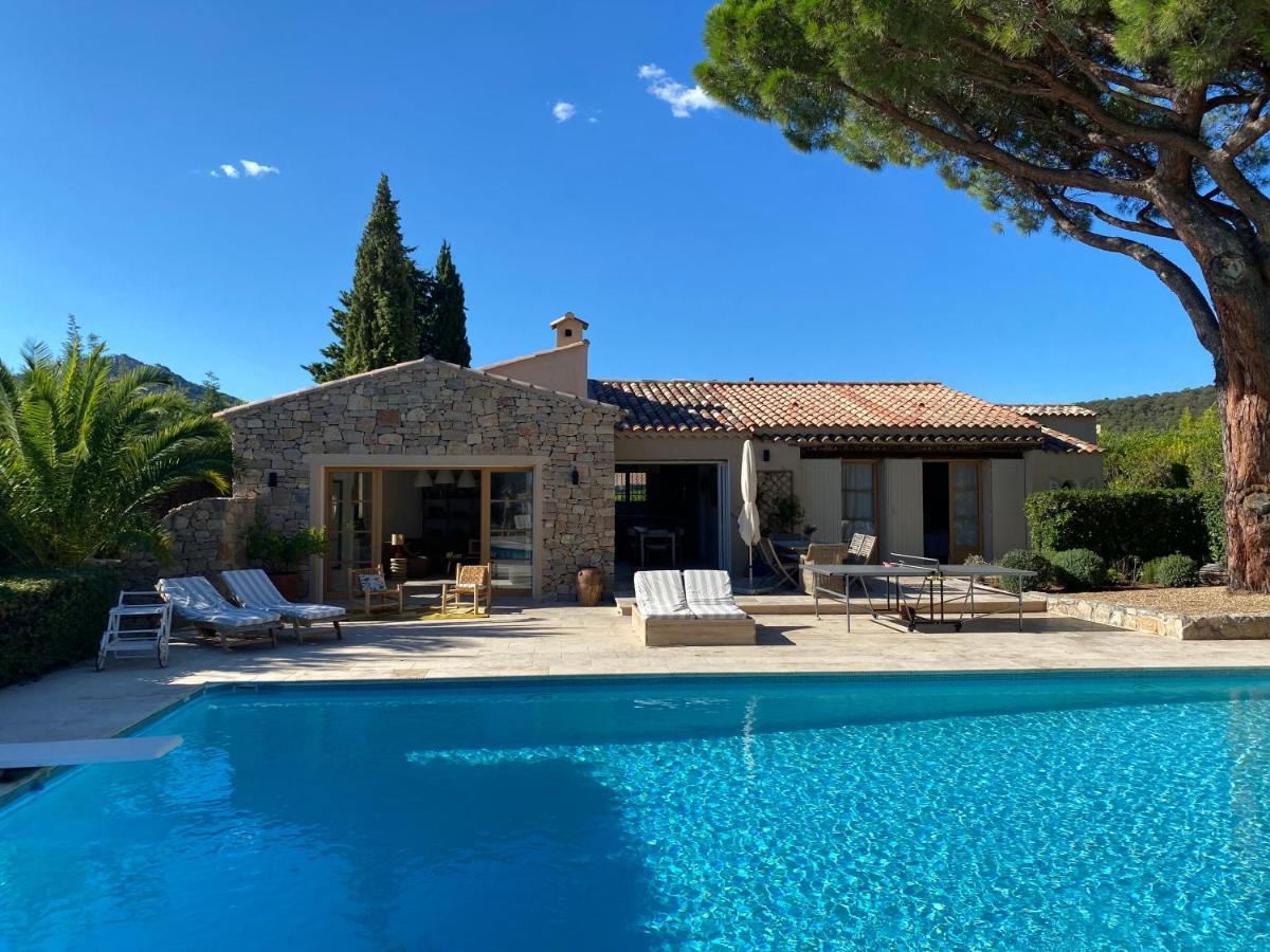 Lovely "Provence" Villa With Sea View, Private Heated Pool, Airco And Beautiful Garden Grimaud Exterior photo